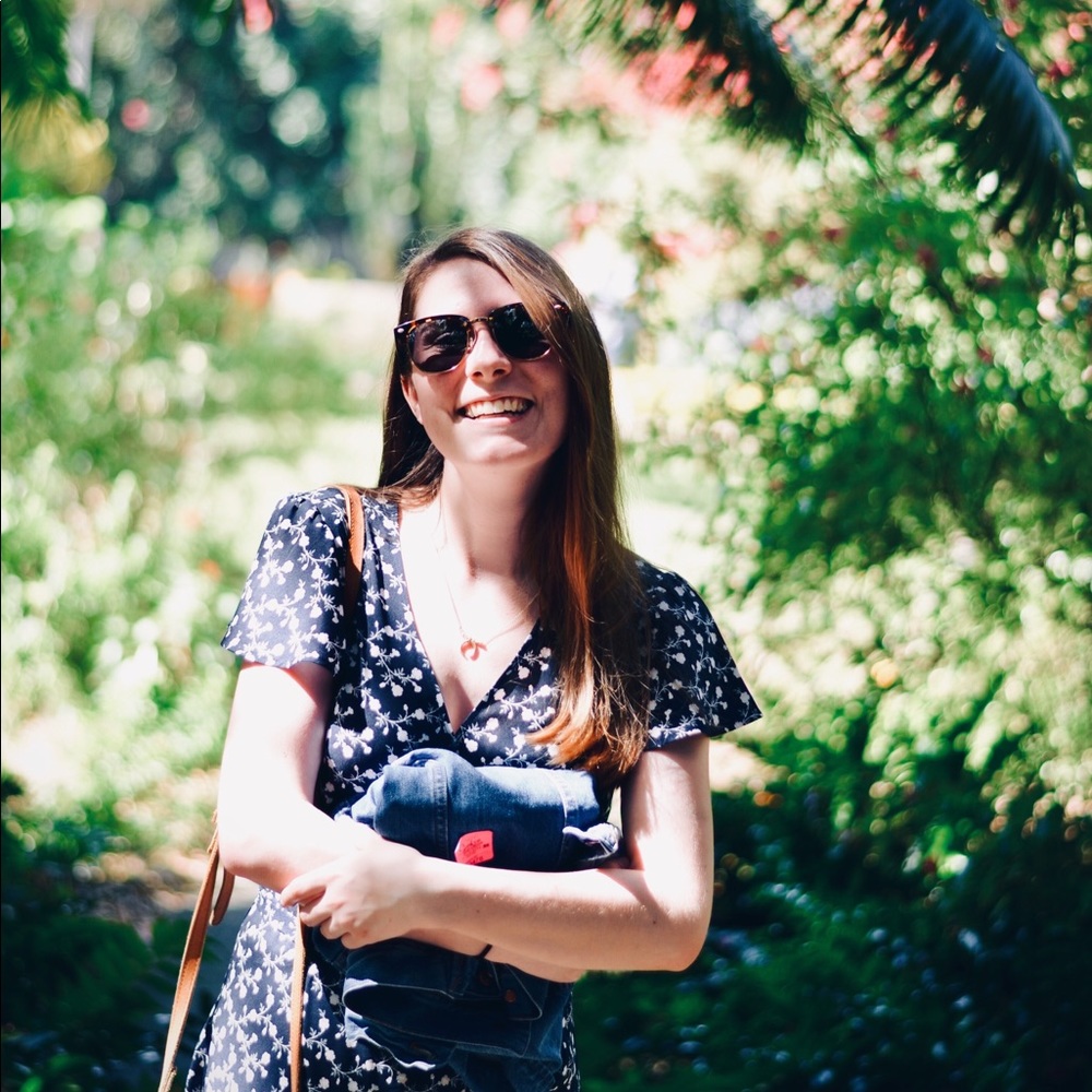 Meet Your Posher Katlyn!
